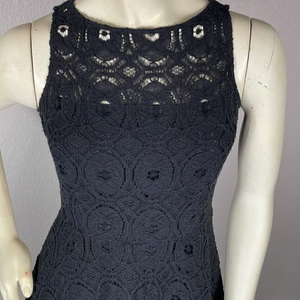 BB Dakota Renley Crochet Lace Skater Dress Fit and Flare Sleeveless Black Sz 0 - Picture 6 of 11